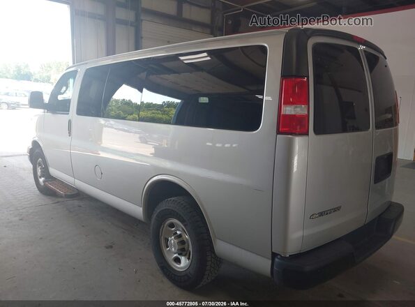 1GAWGEFG3K1340983 2019 CHEVROLET EXPRESS Silver Tył lewy