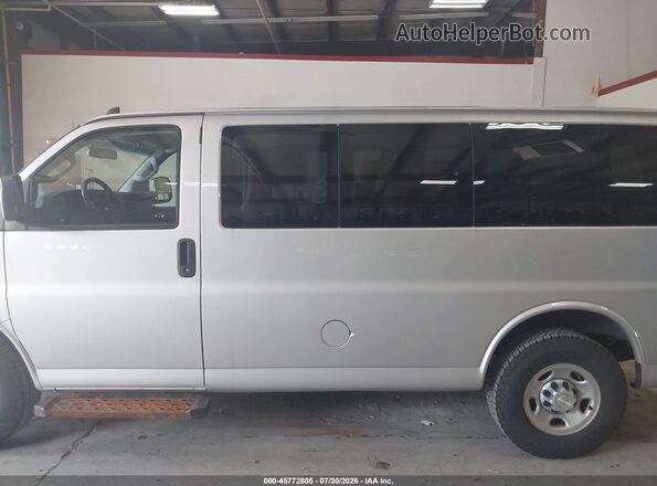 1GAWGEFG3K1340983 2019 CHEVROLET EXPRESS Silver 
