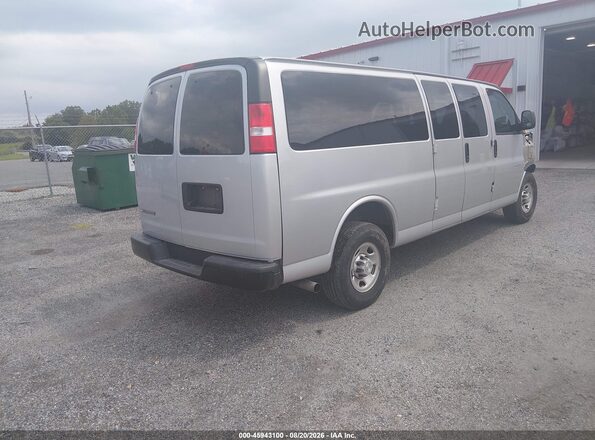 1GAZGNFP0L1237633 2020 CHEVROLET EXPRESS Silver უკანა მარჯვენა