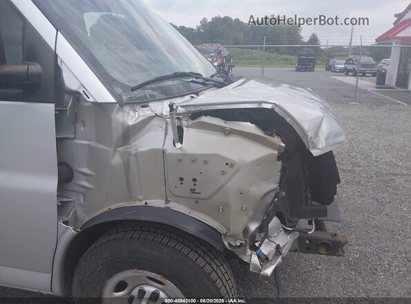 1GAZGNFP0L1237633 2020 CHEVROLET EXPRESS Silver წინა ხედი