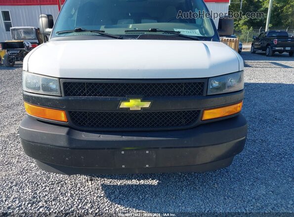 1GAZGNFP3P1117038 2023 CHEVROLET EXPRESS White Vista frontal