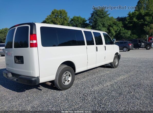 1GAZGNFP3P1117038 2023 CHEVROLET EXPRESS White Trasero derecho