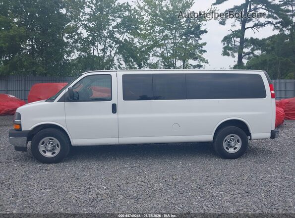 1GAZGPFF3H1275626 2017 CHEVROLET EXPRESS White სალონის 360-გრადუსიანი ხედი