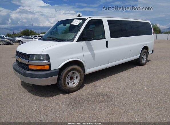 1GAZGPFF9G1252060 2016 CHEVROLET EXPRESS White Przód lewy