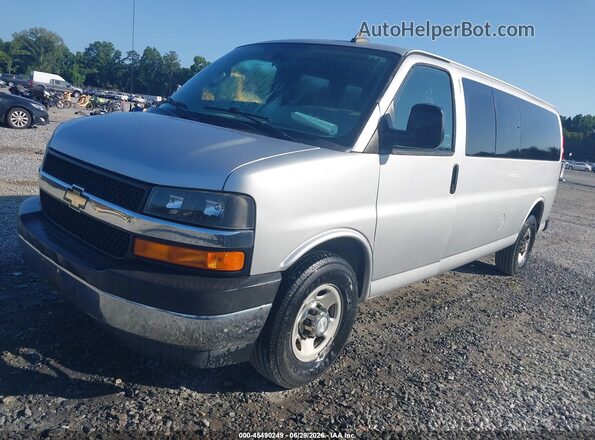 1GAZGPFG2H1264061 2017 CHEVROLET EXPRESS White Przód lewy