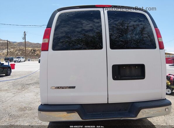 1GAZGPFG4J1213456 2018 CHEVROLET EXPRESS White 