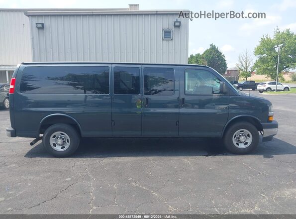 1GAZGPFGXJ1232352 2018 CHEVROLET EXPRESS Gray უკანა სალონის ხედი