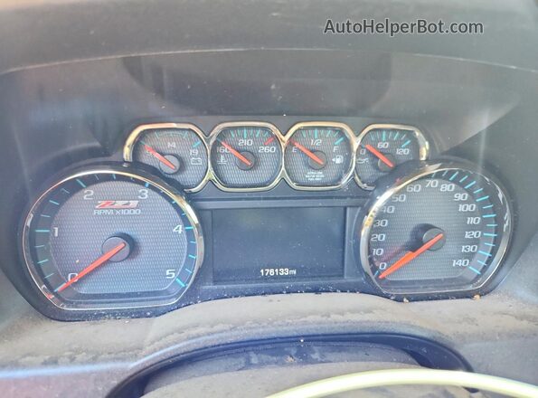 1GC1KTEY6KF133635 2019 CHEVROLET SILVERADO Red Widok zestawu wskaźników
