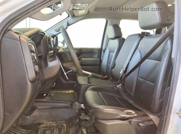 1GC1YLE76LF314497 2020 CHEVROLET SILVERADO Белый Вид салона спереди