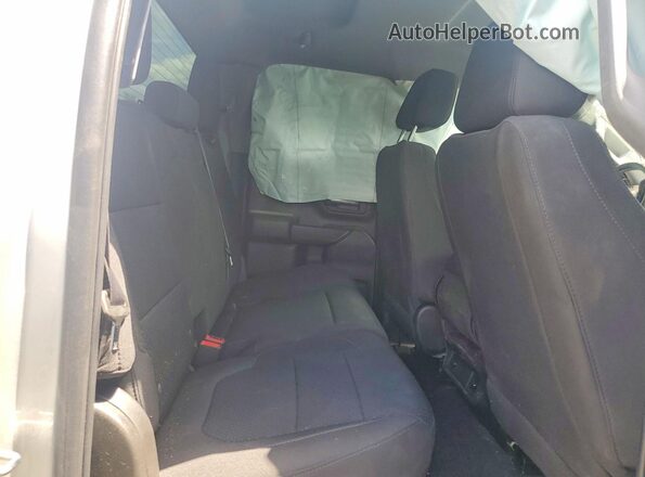 1GC2YMEYXNF228471 2022 CHEVROLET K2500 Silver Вид задніх сидінь