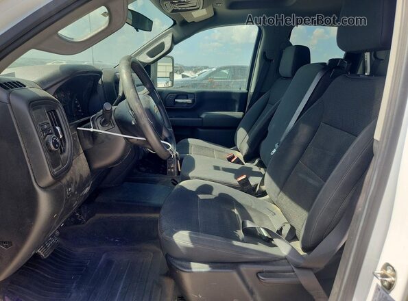 1GC5WLE79NF213982 2022 CHEVROLET SILVERADO Белый Вид салона спереди
