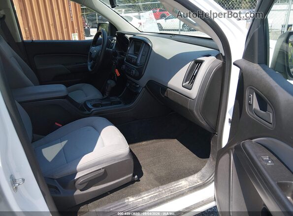 1GCGSBEA2G1307759 2016 CHEVROLET COLORADO White Вид салону спереду