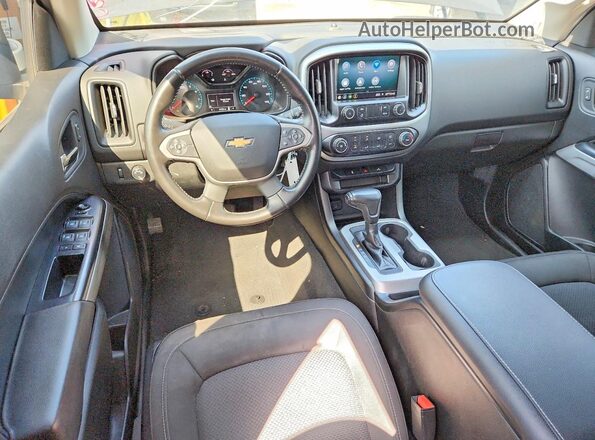 1GCGSCEA3M1205324 2021 CHEVROLET COLORADO Black Առջևի վահանակի տեսք