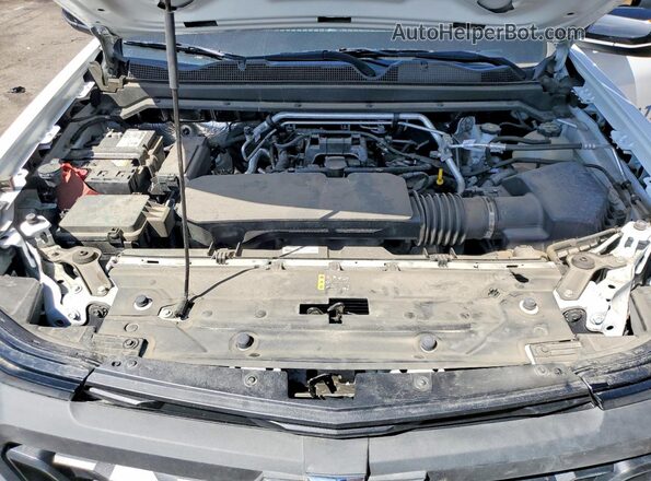 1GCGTBEC7R1142437 2024 CHEVROLET COLORADO White Widok wnętrza z tyłu