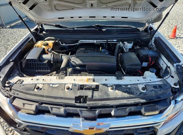 1GCHSBEAXN1185735 2022 CHEVROLET COLORADO White Widok wnętrza z tyłu