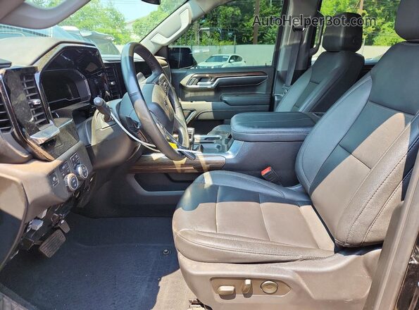 1GCUDEED3PZ299942 2023 CHEVROLET 1500 Black Вид салону спереду
