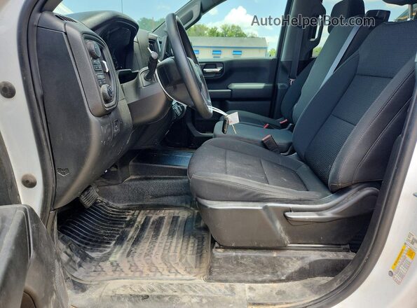 1GCUYAED2NZ222716 2022 CHEVROLET SILVERADO White წინა სალონის ხედი