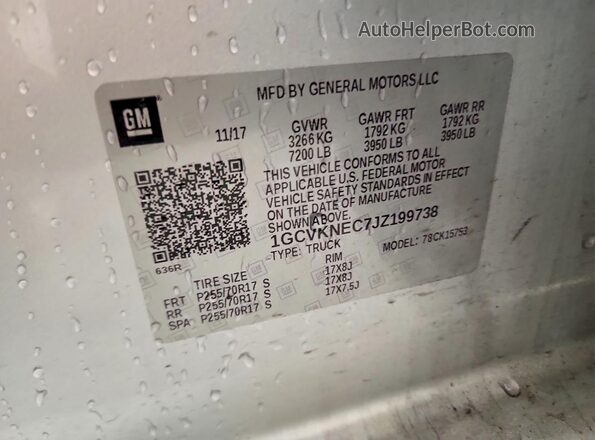 1GCVKNEC7JZ199738 2018 CHEVROLET SILVERADO Серебряный Вид подкапотного пространства