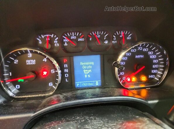 1GCVKNEC7JZ199738 2018 CHEVROLET SILVERADO Серебряный Вид щитка приборов