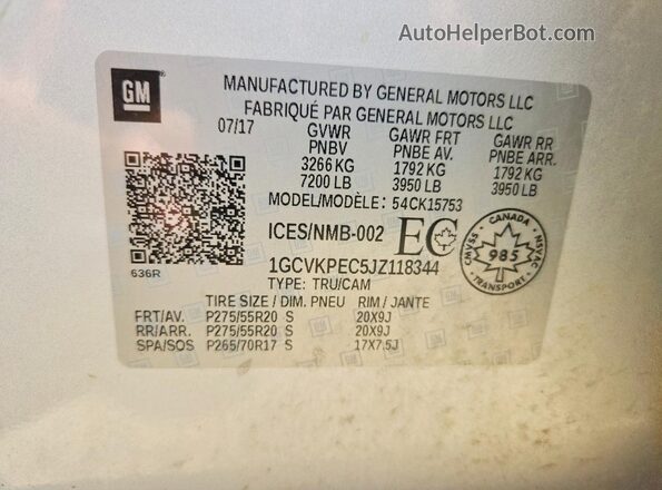1GCVKPEC5JZ118344 2018 CHEVROLET SILVERADO Silver Engine compartment view