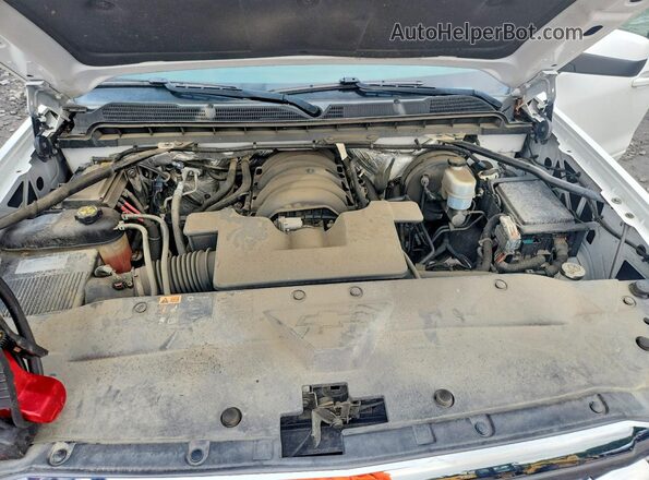 1GCVKREC0GZ185552 2016 CHEVROLET SILVERADO Белый Вид задней части салона