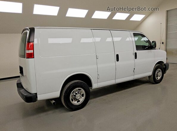 1GCWGAF7XM1172679 2021 CHEVROLET EXPRESS White Rear right