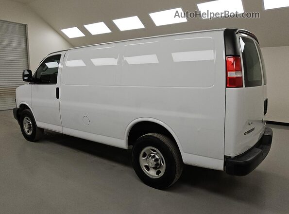 1GCWGAF7XM1172679 2021 CHEVROLET EXPRESS White 