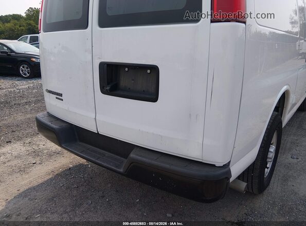 1GCWGAFF5G1266173 2016 CHEVROLET EXPRESS White Vista frontal