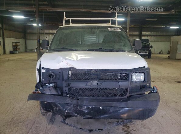 1GCWGAFF8G1250050 2016 CHEVROLET EXPRESS White Դիմացի տեսք