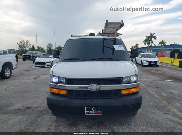 1GCWGAFG3K1372834 2019 CHEVROLET EXPRESS White Front view