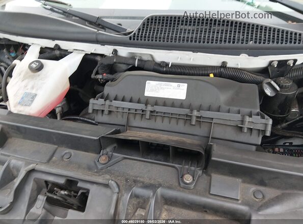 1GCWGAFP4J1302855 2018 CHEVROLET EXPRESS White Vista trasera