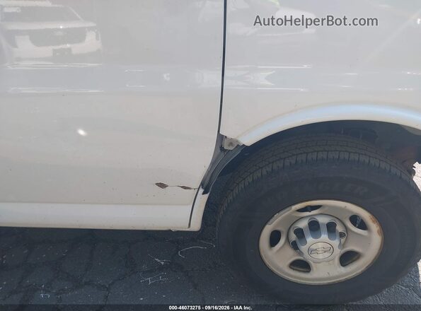 1GCWGAFP4K1255537 2019 CHEVROLET EXPRESS White Widok z przodu