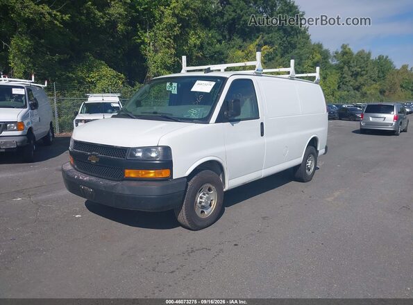 1GCWGAFP4K1255537 2019 CHEVROLET EXPRESS White Przód lewy