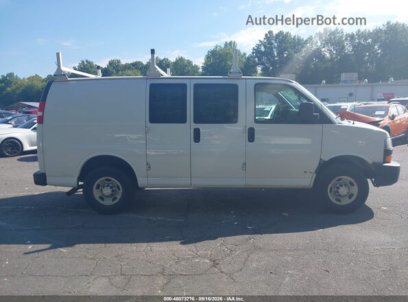 1GCWGAFP4K1255537 2019 CHEVROLET EXPRESS White Widok wnętrza z tyłu