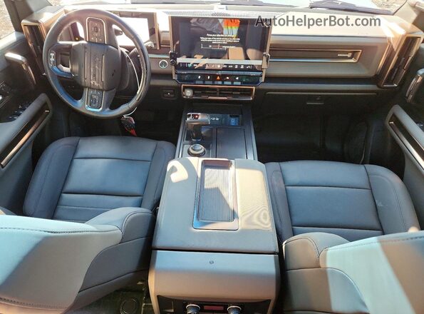 1GKB0RDC5RU100557 2024 GMC HUMMER Gray Вид панелі приладів
