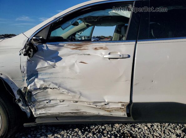 1GKKNML47PZ170107 2023 GMC ACADIA White Widok wnętrza z przodu