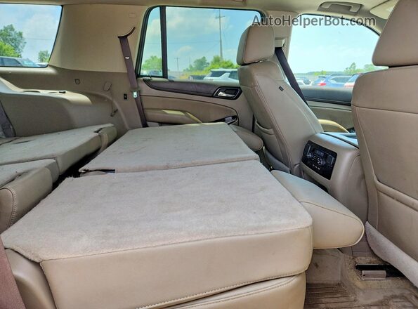 1GKS2BKC2JR268832 2018 GMC YUKON White Vista interior trasera