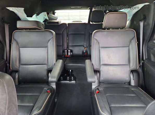 1GKS2BKT7NR348181 2022 GMC YUKON Black Հետևի նստատեղերի տեսք