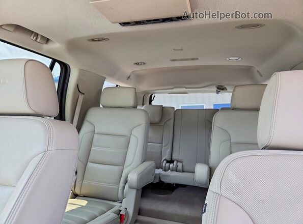 1GKS2CKJ8LR102872 2020 GMC YUKON White Հետևի նստատեղերի տեսք