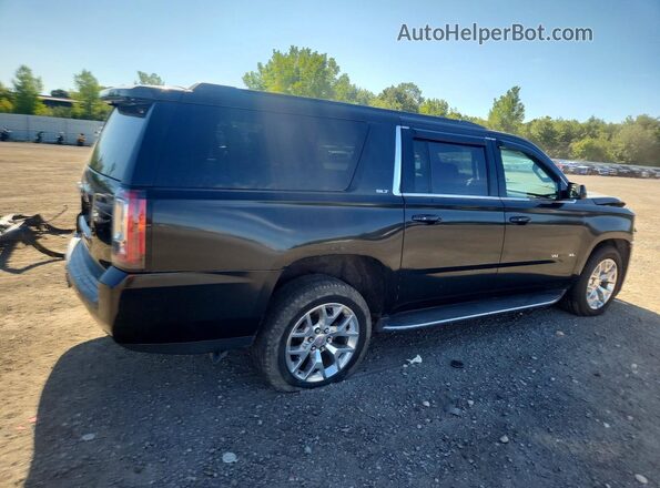 1GKS2GKC3HR138159 2017 GMC YUKON Black Rear right