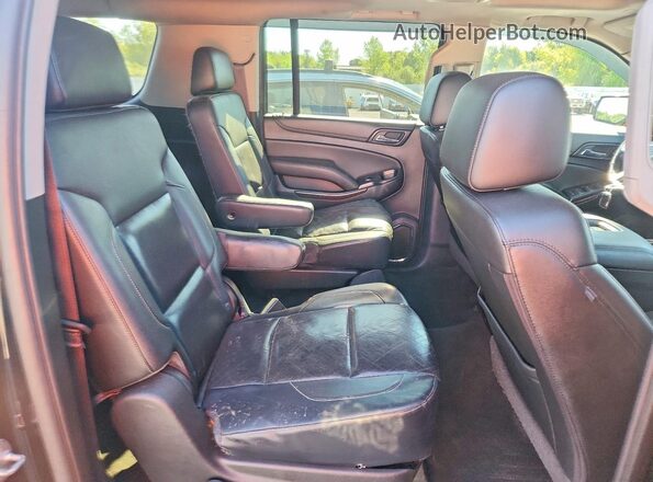 1GKS2GKC3HR138159 2017 GMC YUKON Black Rear interior view