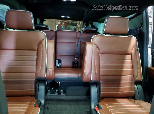 1GKS2KKLXPR428660 2023 GMC YUKON White Widok tylnych siedzeń