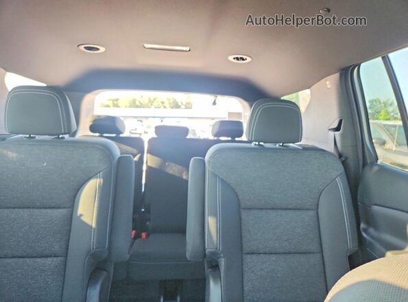1GNEVGKS2TJ313006 2026 CHEVROLET TRAVERSE Gray Rear seats view