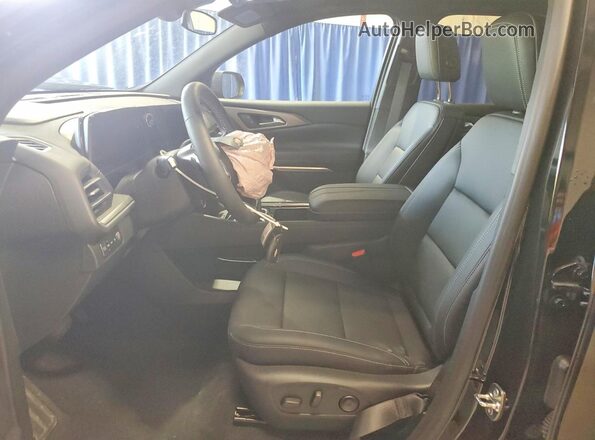 1GNEVGKSXTJ369663 2026 CHEVROLET TRAVERSE Black Widok wnętrza z przodu