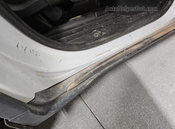 1GNEVMKW2PJ222602 2023 CHEVROLET TRAVERSE White 