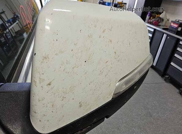 1GNEVMKW2PJ222602 2023 CHEVROLET TRAVERSE White 