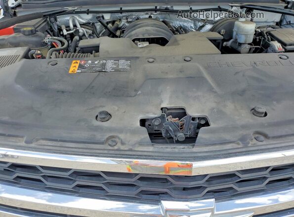 1GNSCGKC7JR155939 2018 CHEVROLET SUBURBAN White Rear interior view
