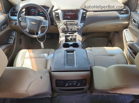 1GNSCHKC4HR336156 2017 CHEVROLET SUBURBAN Красный Вид панели приборов