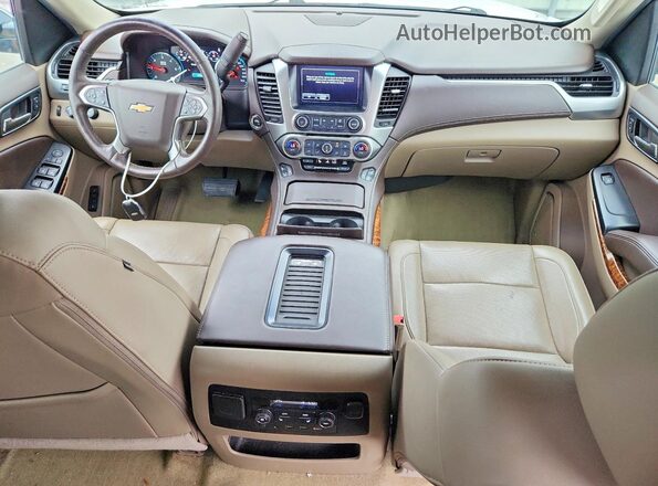 1GNSKCKC3HR213826 2017 CHEVROLET TAHOE Белый Вид панели приборов