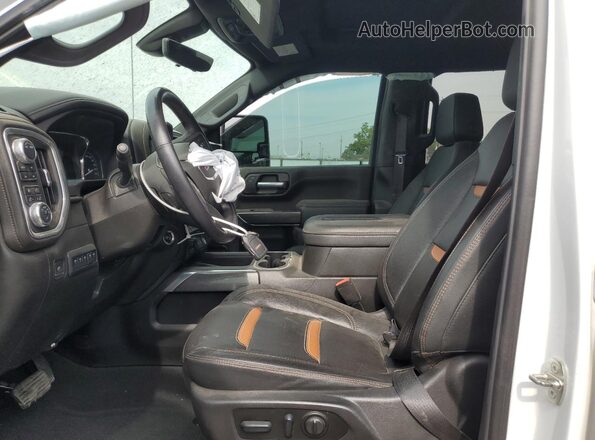 1GT49VEYXNF250000 2022 GMC SIERRA Белый Вид салона спереди